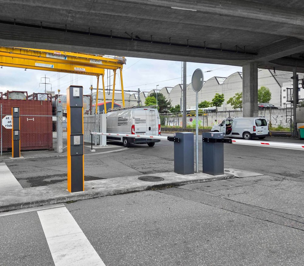 Kern AG Referenz Zufahrtsregelung mit automatischen Schranken