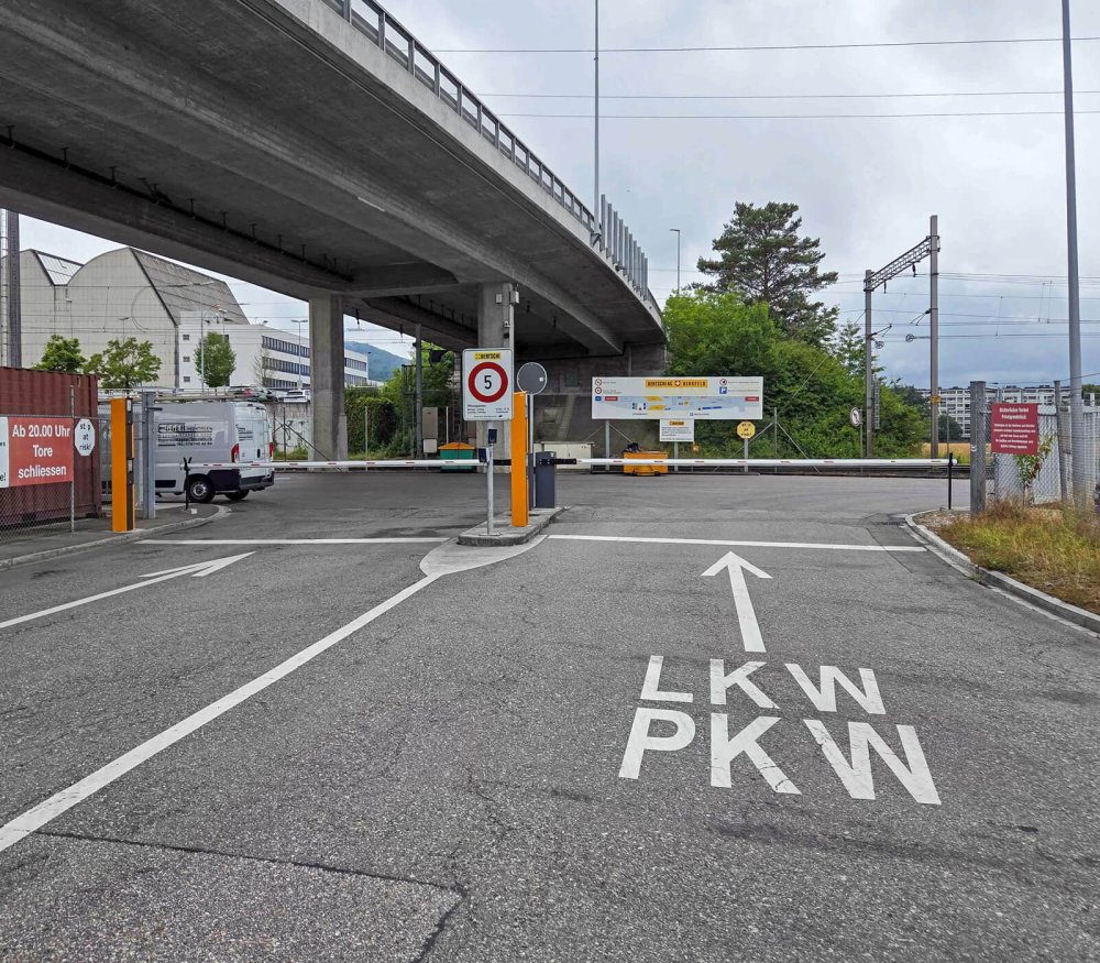 Referenz elektrische Schranken - Zufahrtskontrolle