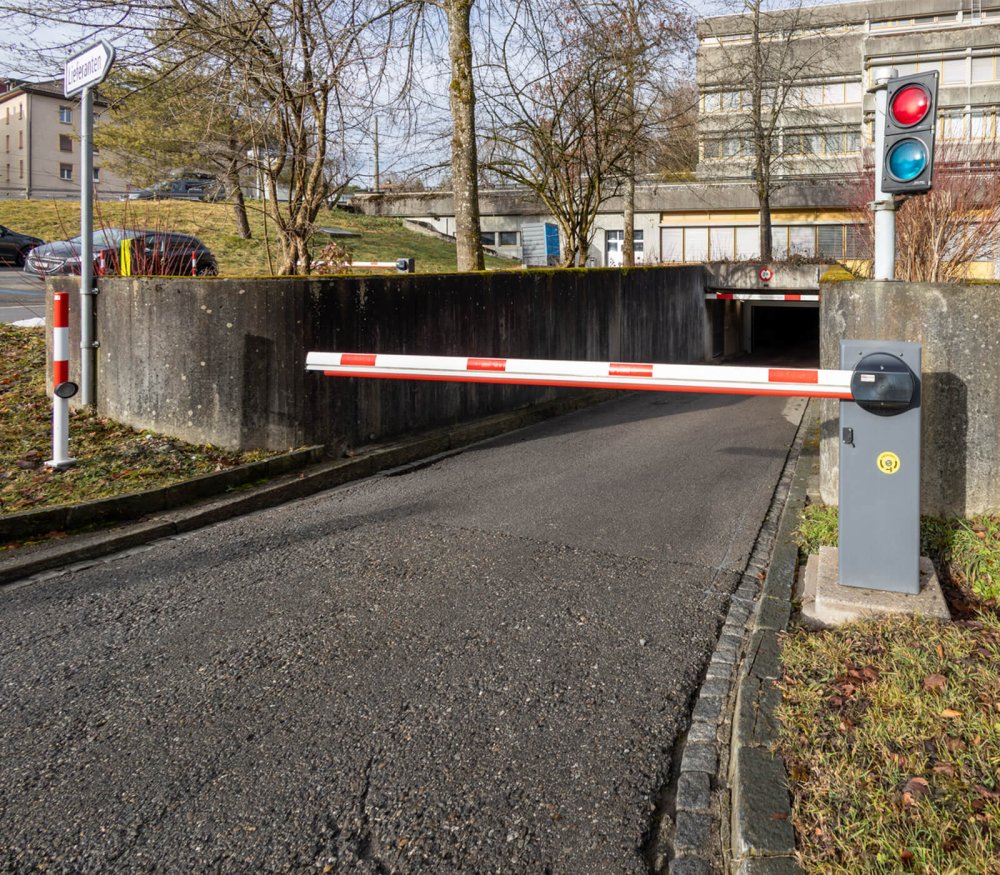 Schranke, Absperrung GBS St. Gallen